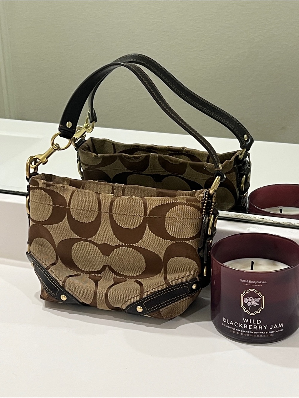 Vintage signature coach mini bag